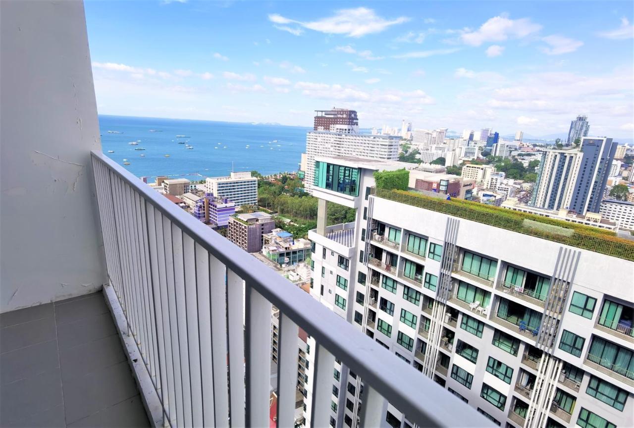 Llx Apartments At The Base Condo Pattaya Exterior photo